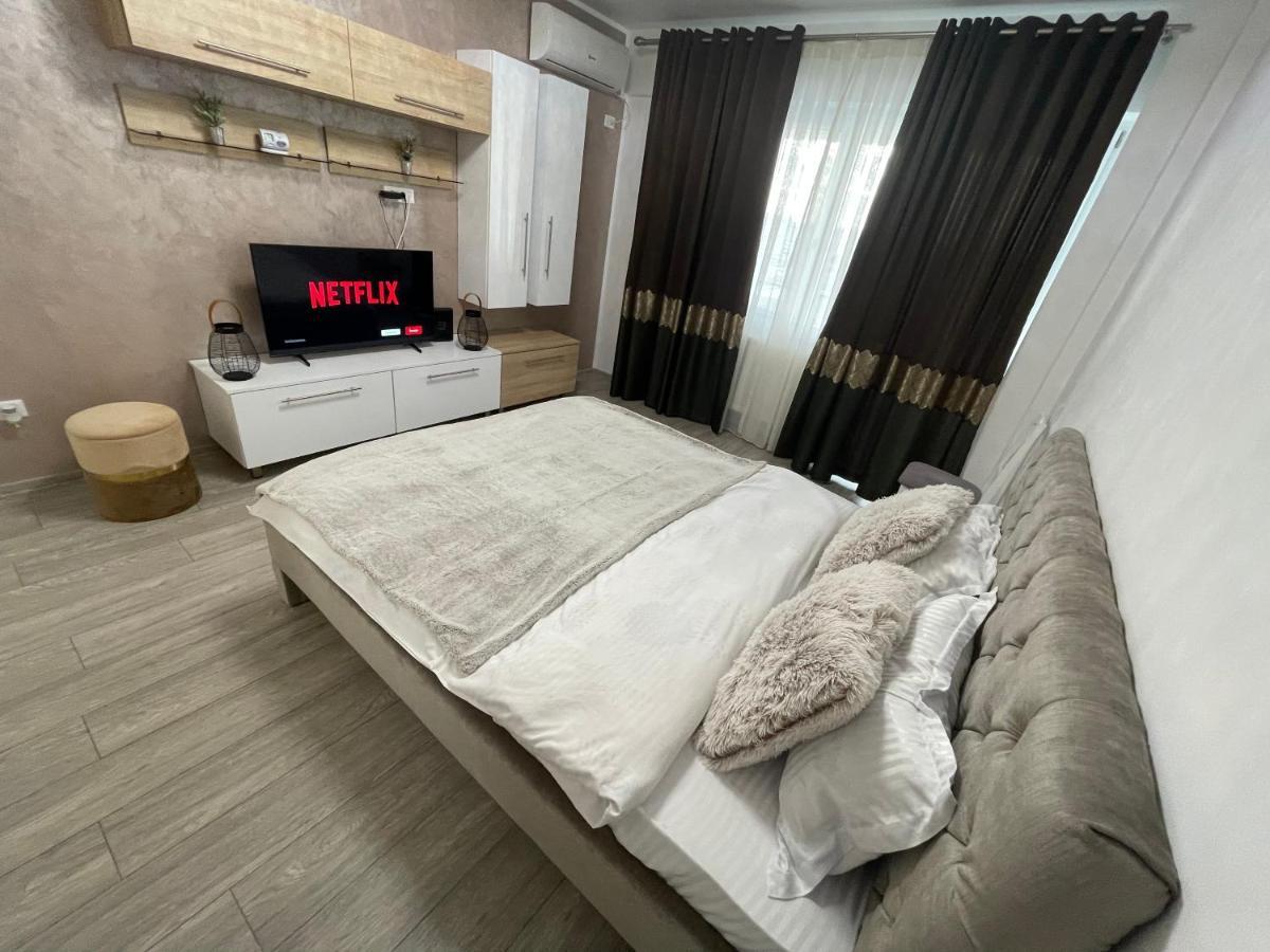 Q Luxury Palas Mall Iasi Luaran gambar